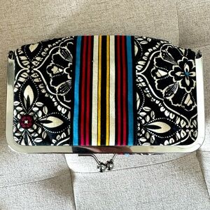 Vera Bradley Kiss & Make Up Cosmetic Bag